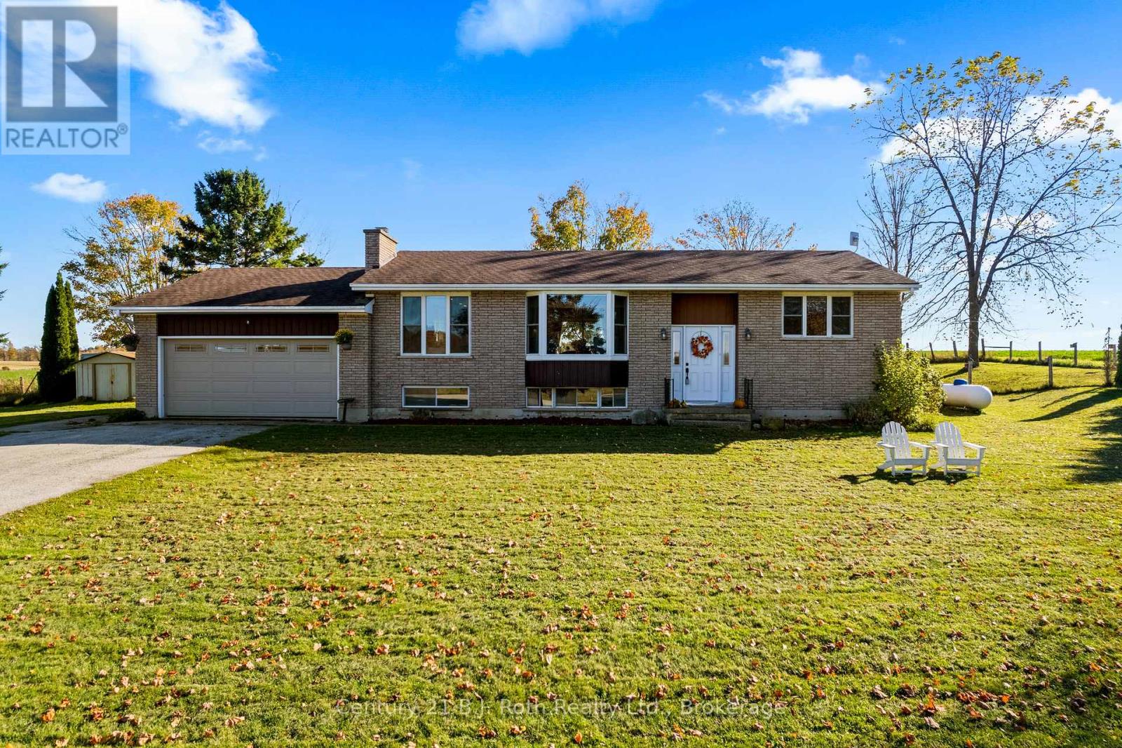 21388 Grey Rd 16, Chatsworth, ON N0H 2N0