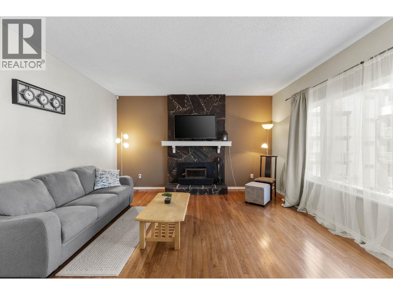 171 Edward Cres, Port Moody, BC V3H 3J8