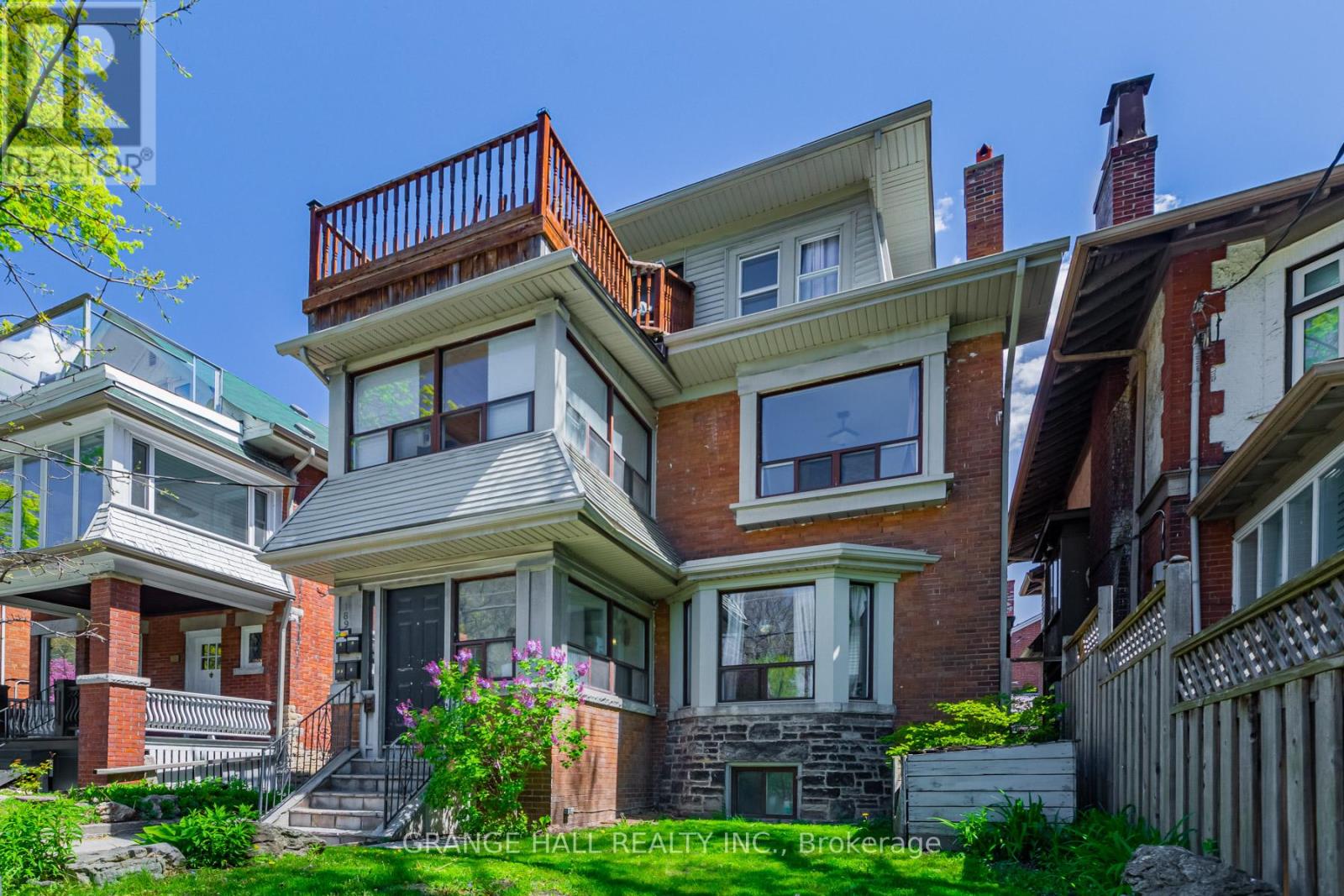 189 Parkside Dr, Toronto, ON M6R 1M9