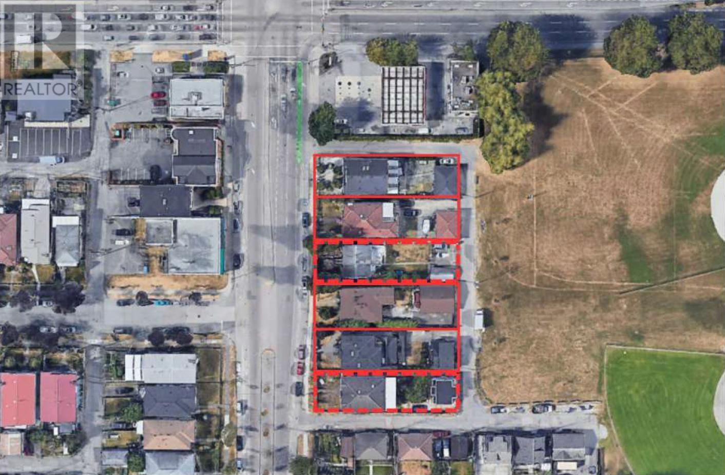 2958 Rupert St, Vancouver, BC V5M 3T9