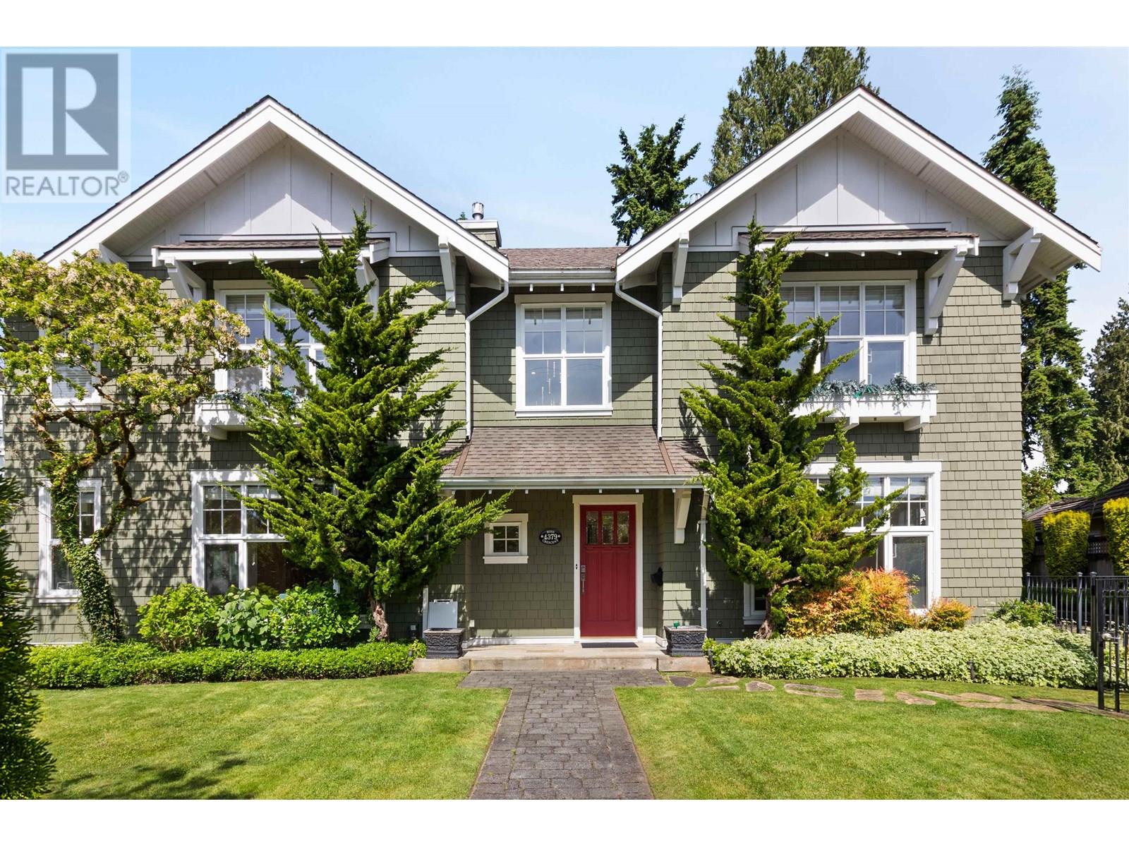 4379 Ross Cres, West Vancouver, BC V7W 1B3