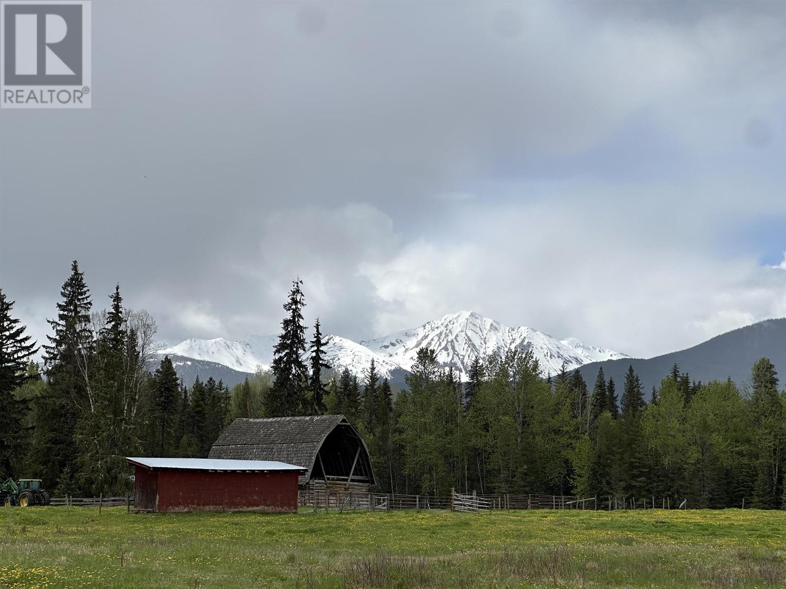 29 Swan Lake Rd, Hazelton, BC V0J 1Y5