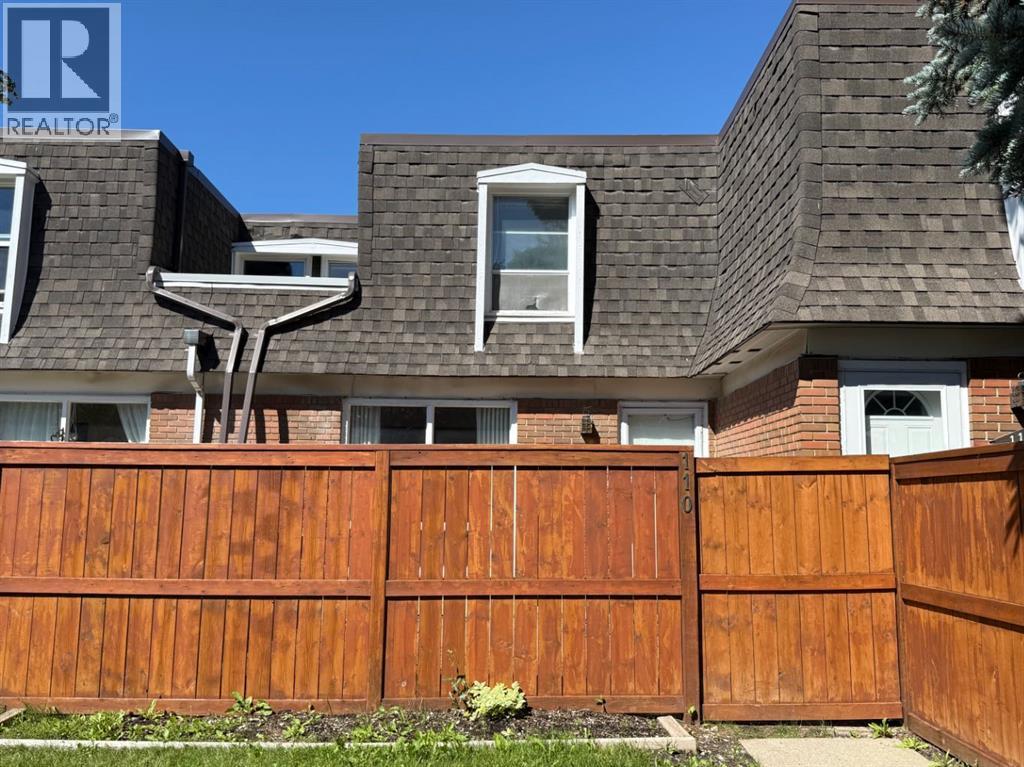 330 Canterbury Drive Sw Unit 110, Calgary, AB T2W 1H6