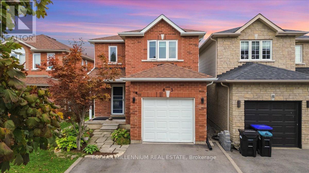83 Smith St, Bradford West Gwillimbury, ON L3Z 3C9