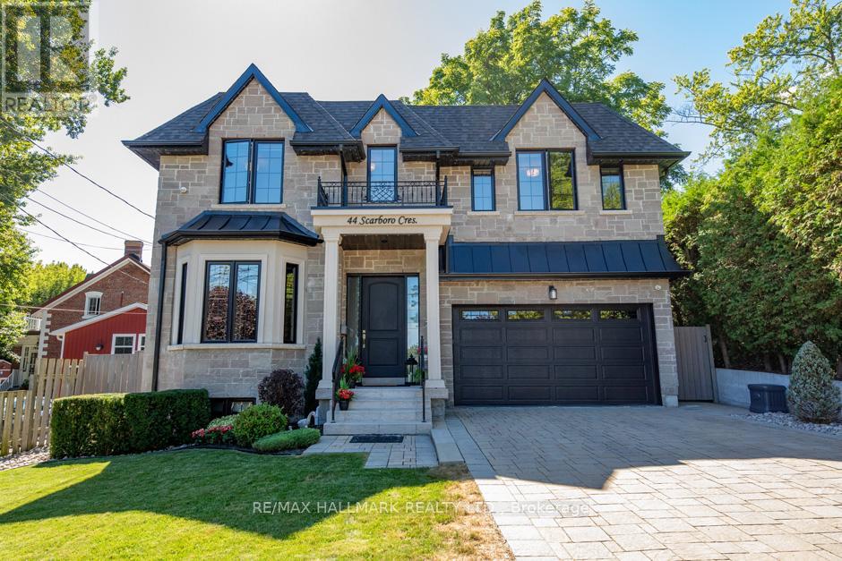 44 Scarboro Cres, Toronto Cliffcrest, ON M1M 2J4