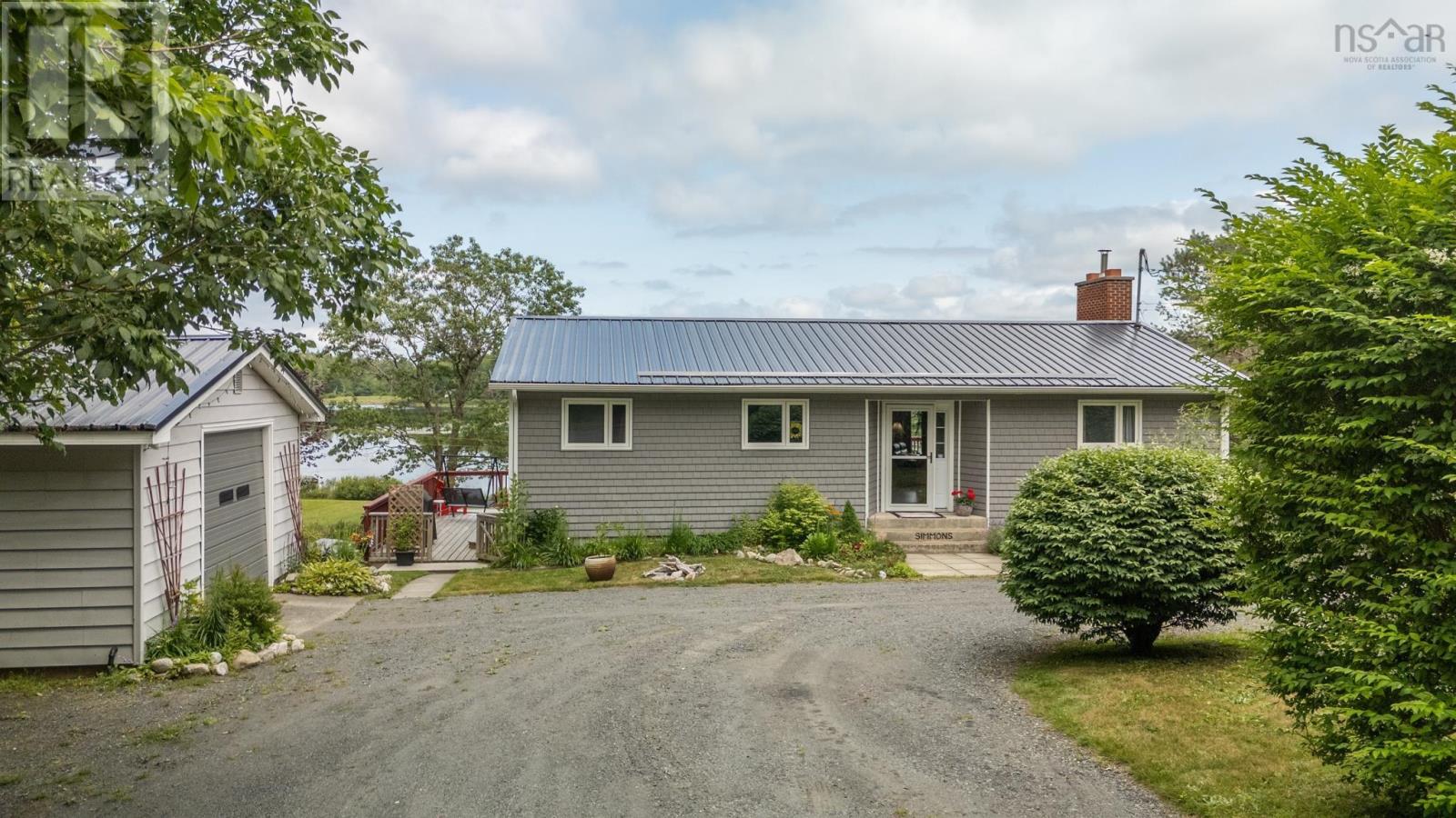 998 Mood Rd, Summerville, NS B5A 5J5