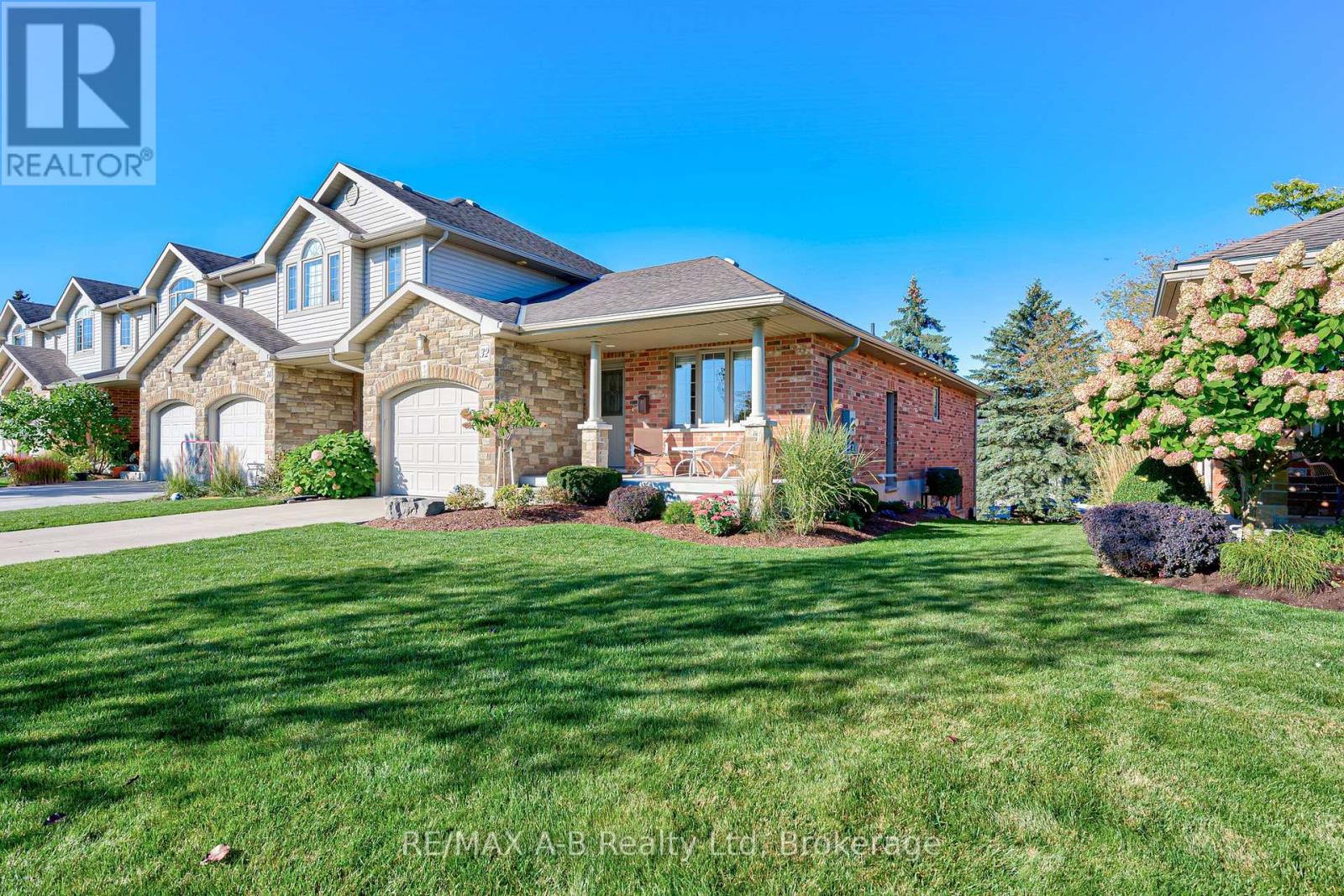 32 Harrison St, Stratford, ON N5A 0A4