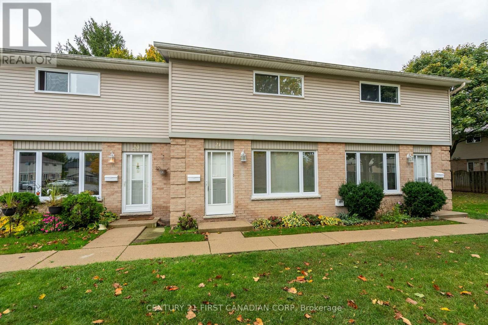21 320 Westminster Ave, London, ON N6C 5H5