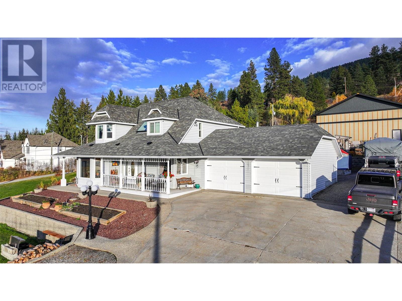13071 Trewhitt Rd E, Lake Country, BC V4V 2B1