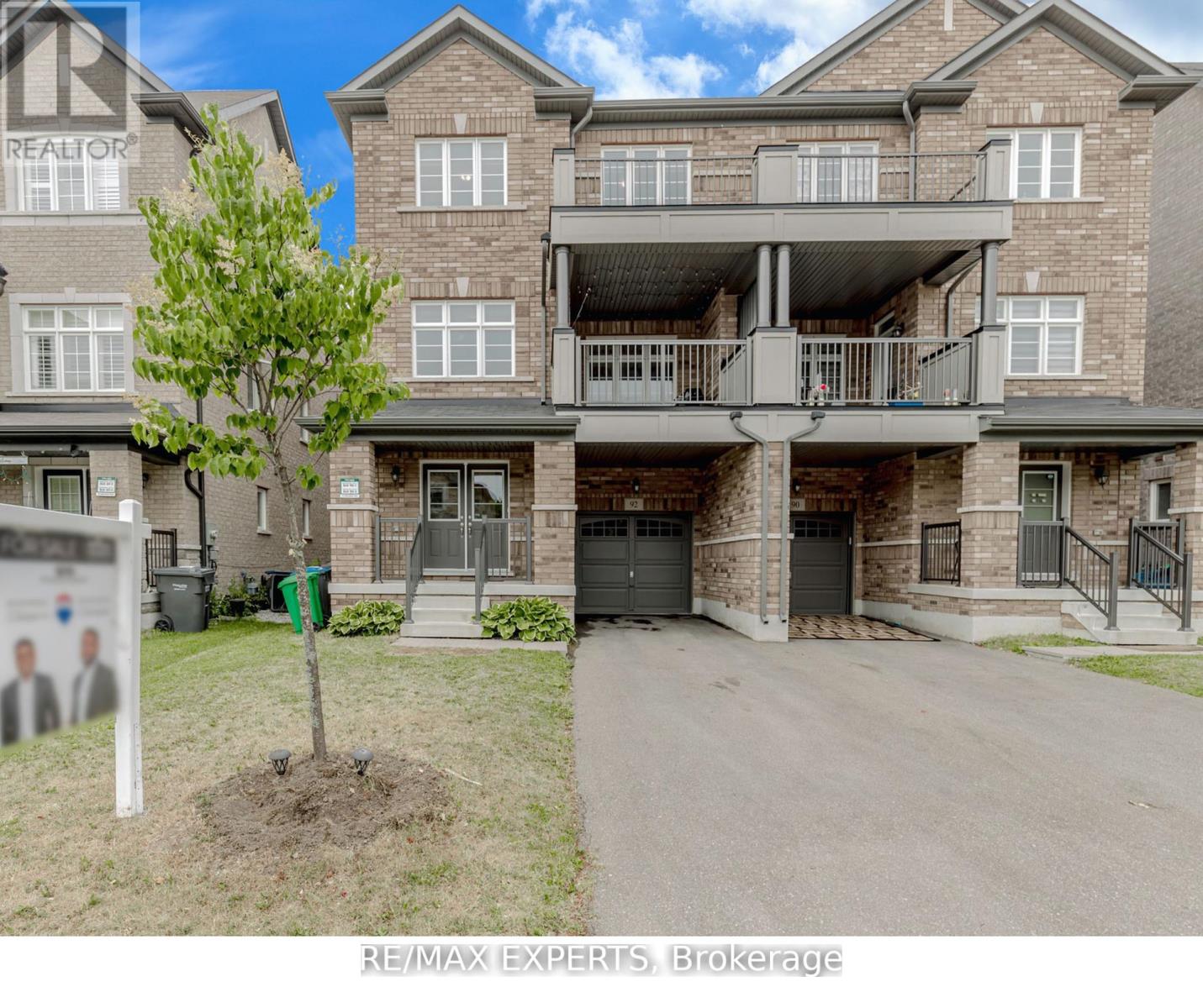 92 Deer Ridge Trl, Caledon, ON L7C 4H4