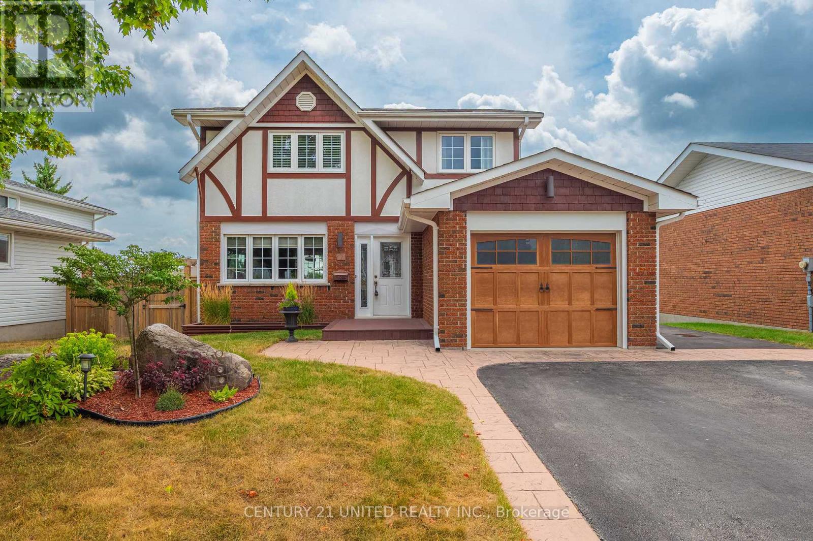 7 Bayleaf Ct, Peterborough, ON K9K 1A2