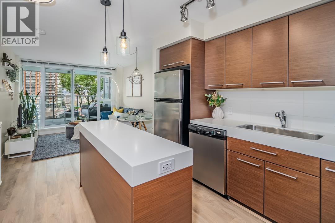 2770 Sophia St, Vancouver, BC V5T 0A4