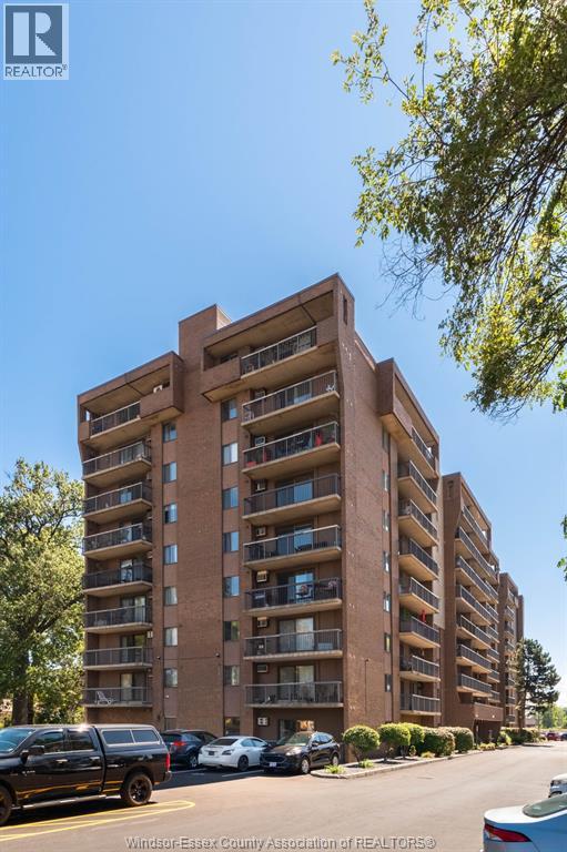 3936 Wyandotte Street East Unit 909, Windsor, ON N8Y 4V1