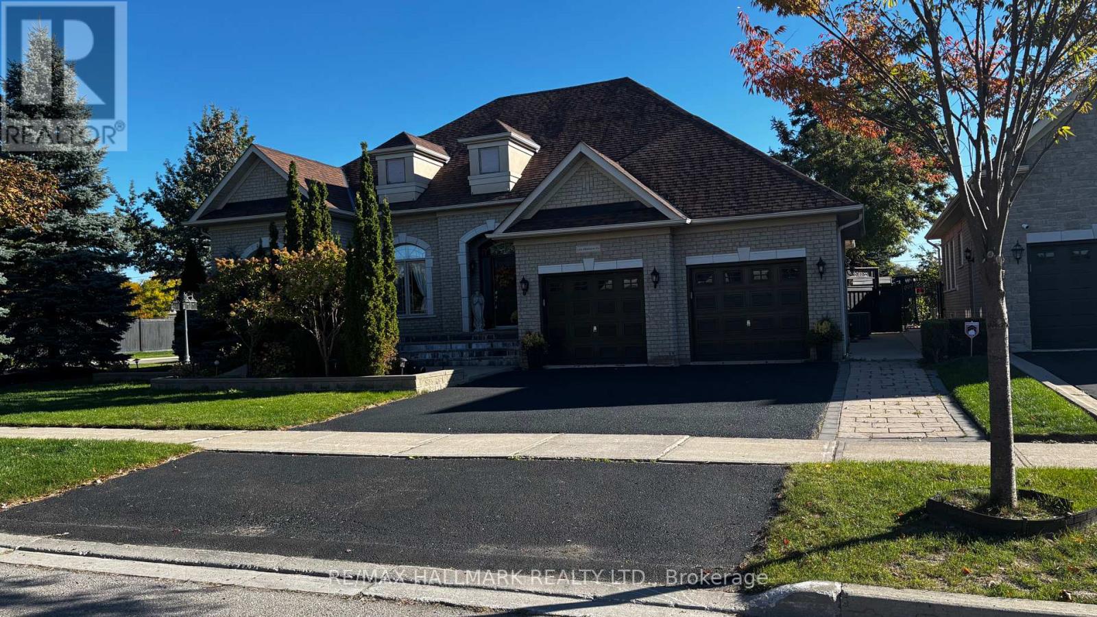 452 Athabasca Dr, Vaughan, ON L6A 3S2