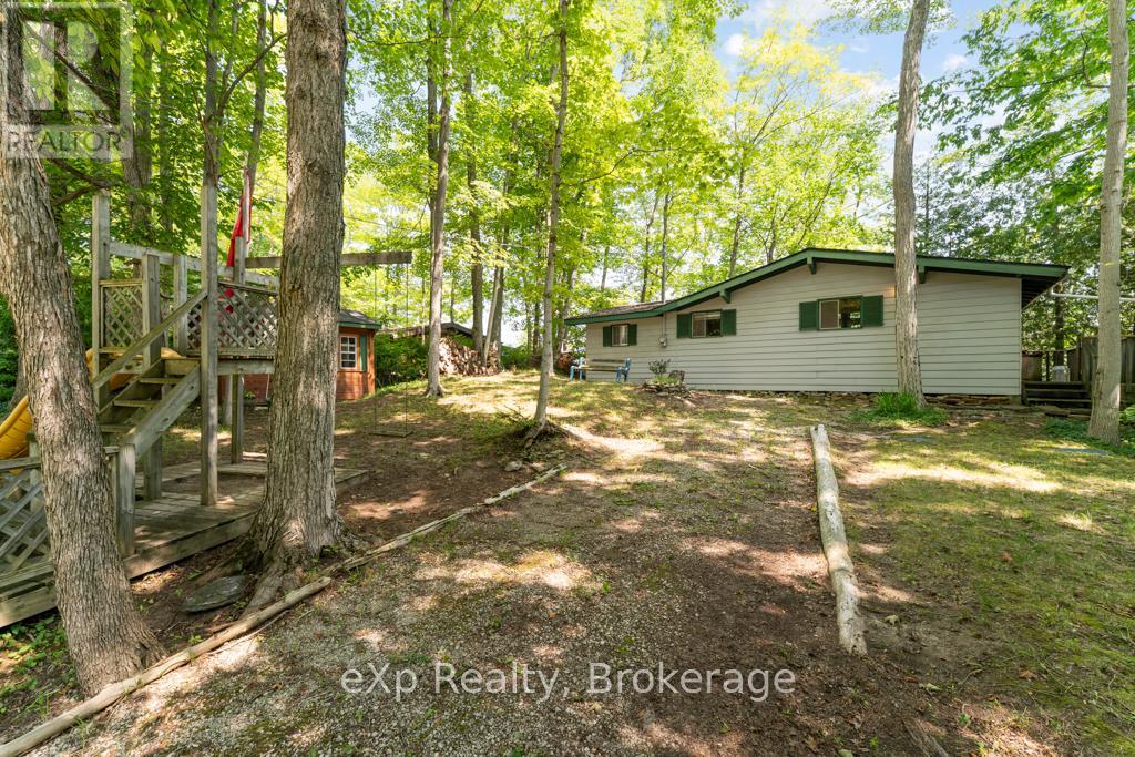 670 Mallory Beach Rd, South Bruce Peninsula, ON N0H 2T0