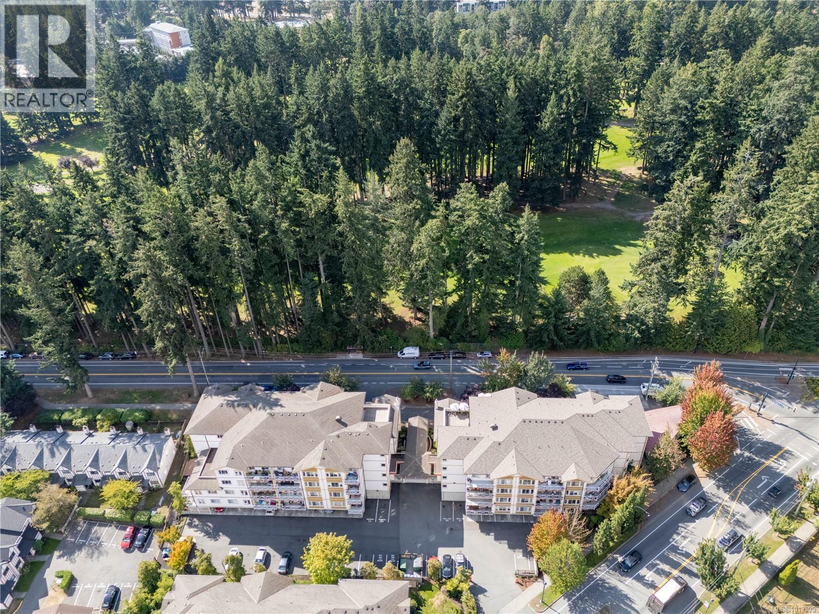 364 Goldstream Ave Unit 402 Ave, Victoria, BC V9B 2W3