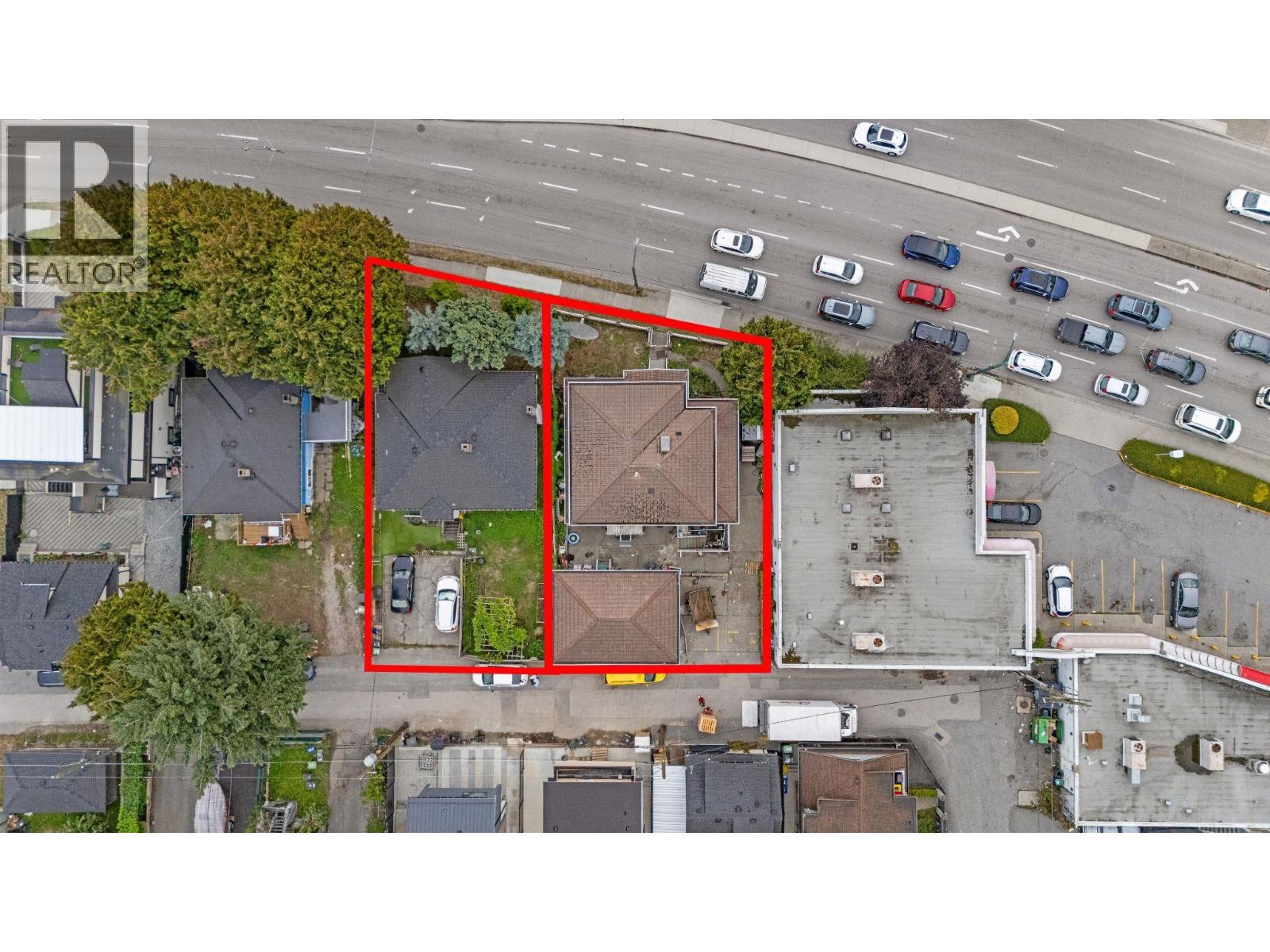 263 SE Marine Dr, Vancouver, BC V5X 2S4