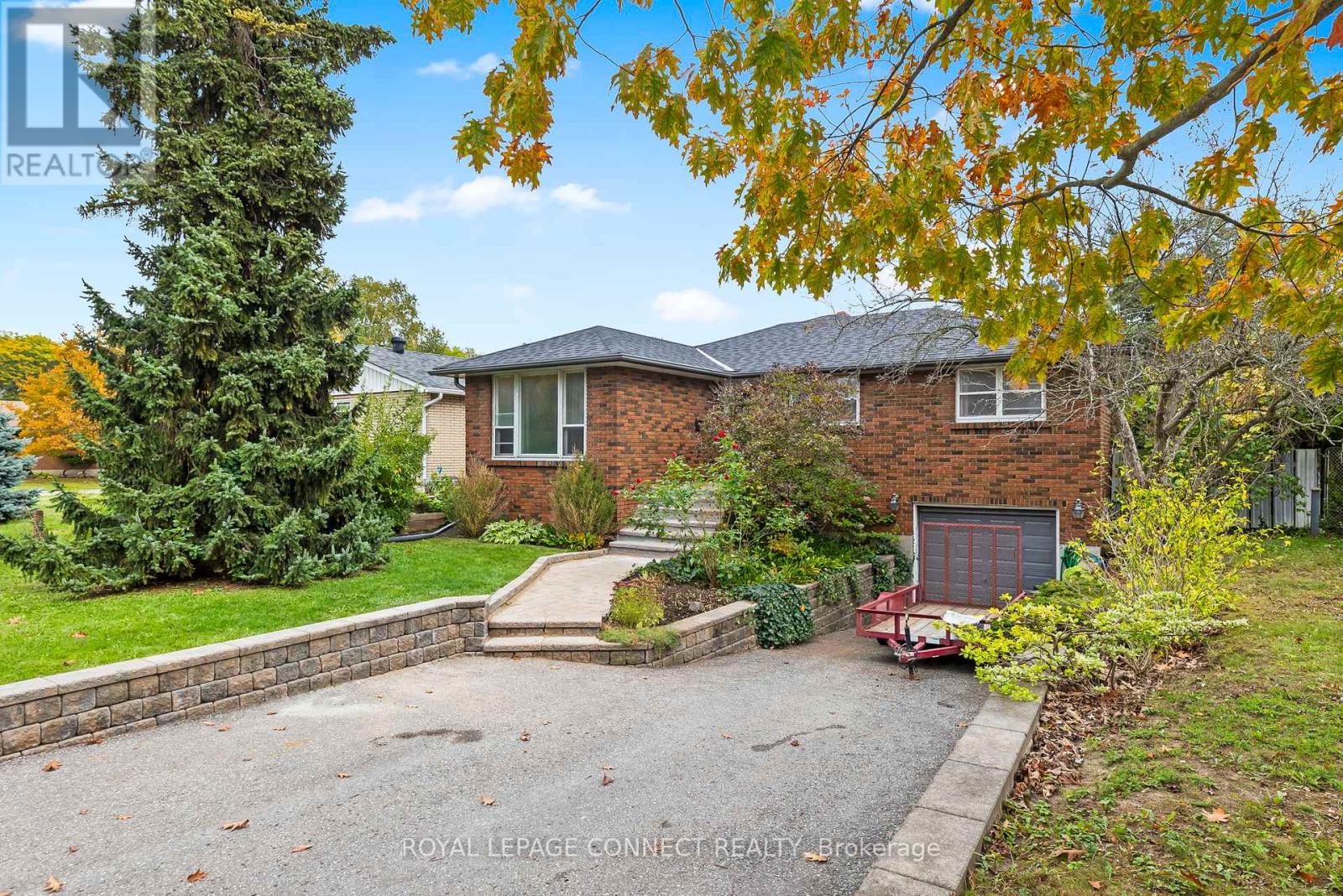 166 Clements Rd E, Ajax, ON L1S 1M1