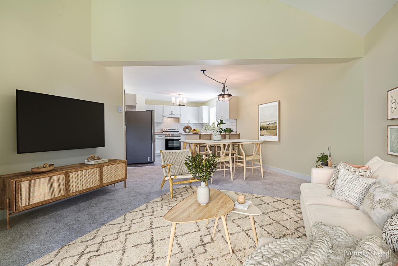 13858 102nd Avenue Unit 204, Surrey, BC V3T 1P1