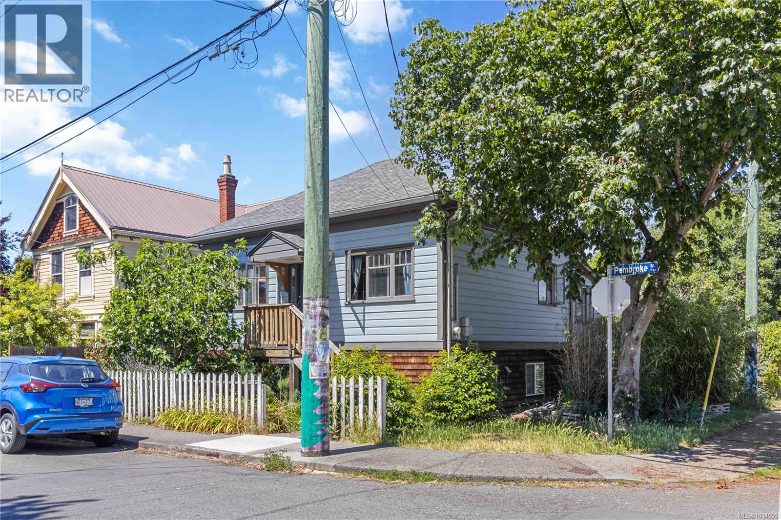1334 Pembroke St, Victoria, BC V8R 1V4