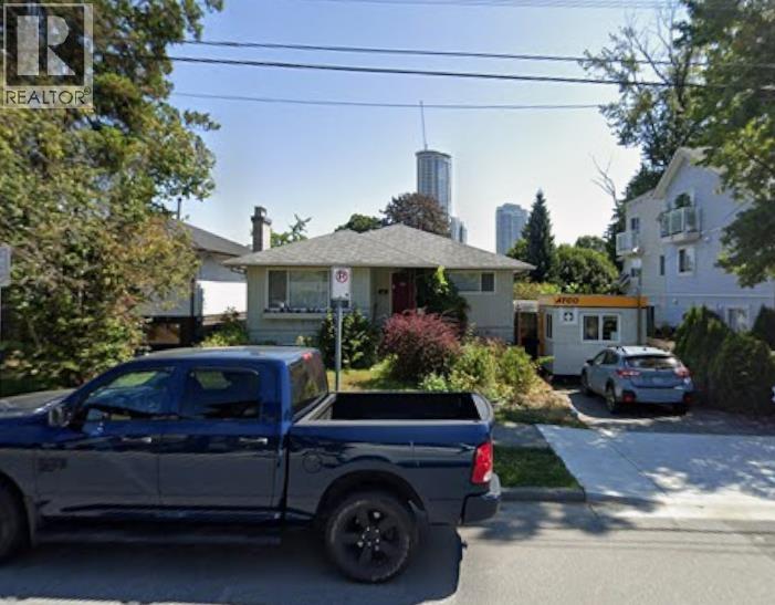 7134 17th Avenue, Burnaby, BC V3N 1K7