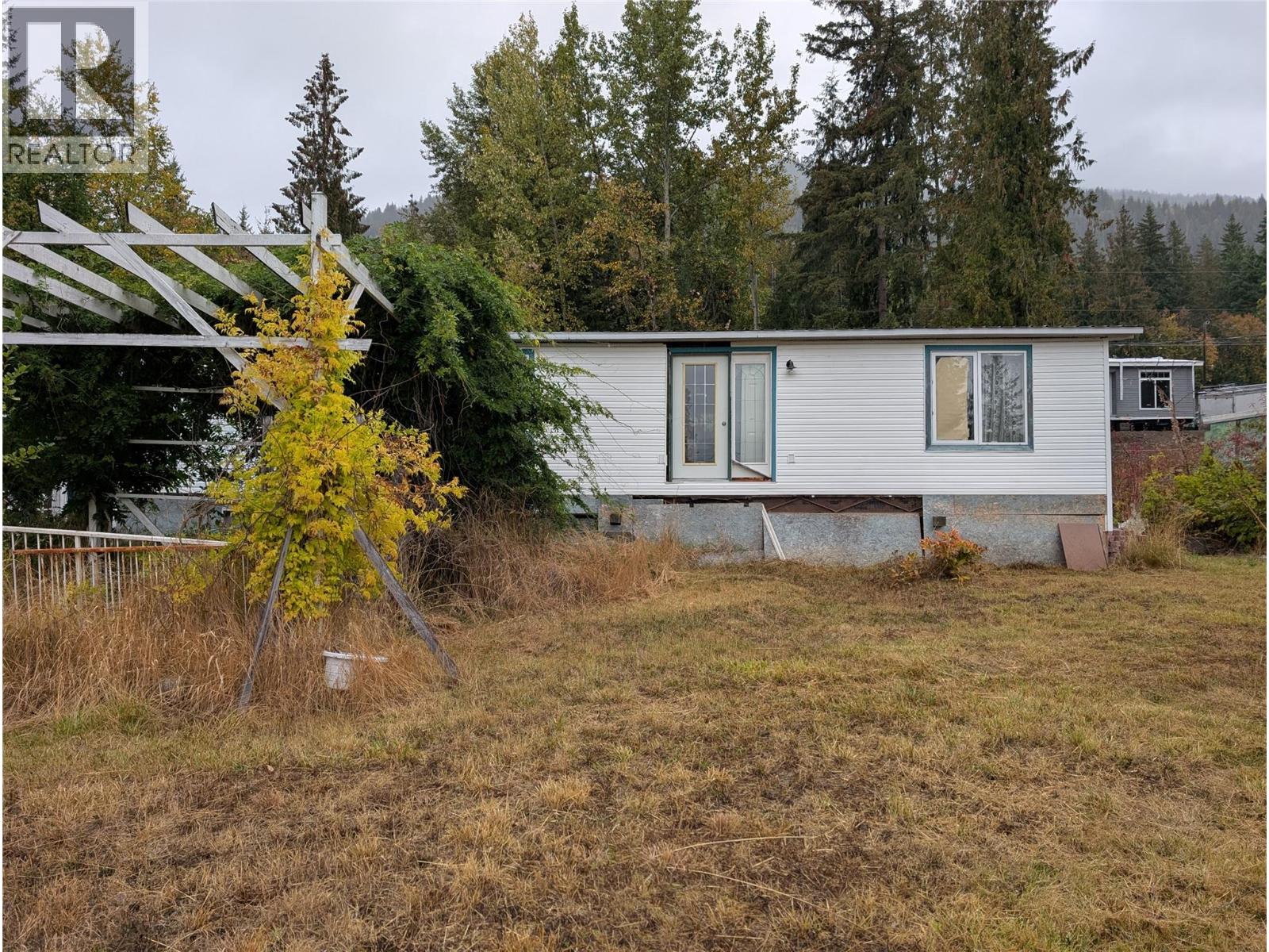 7429 Stampede Trail Lot Apt 25, Anglemont, BC V0E 1M8