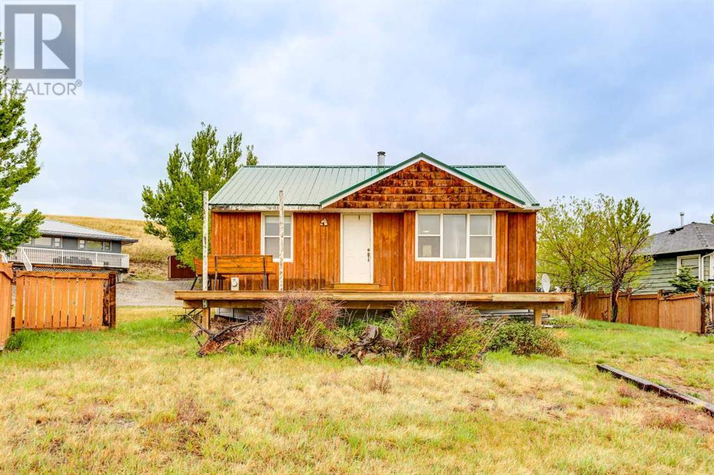 610 Chinook Cres, Rural Pincher Creek No. 9 M.d. Of, AB T0K 1W0