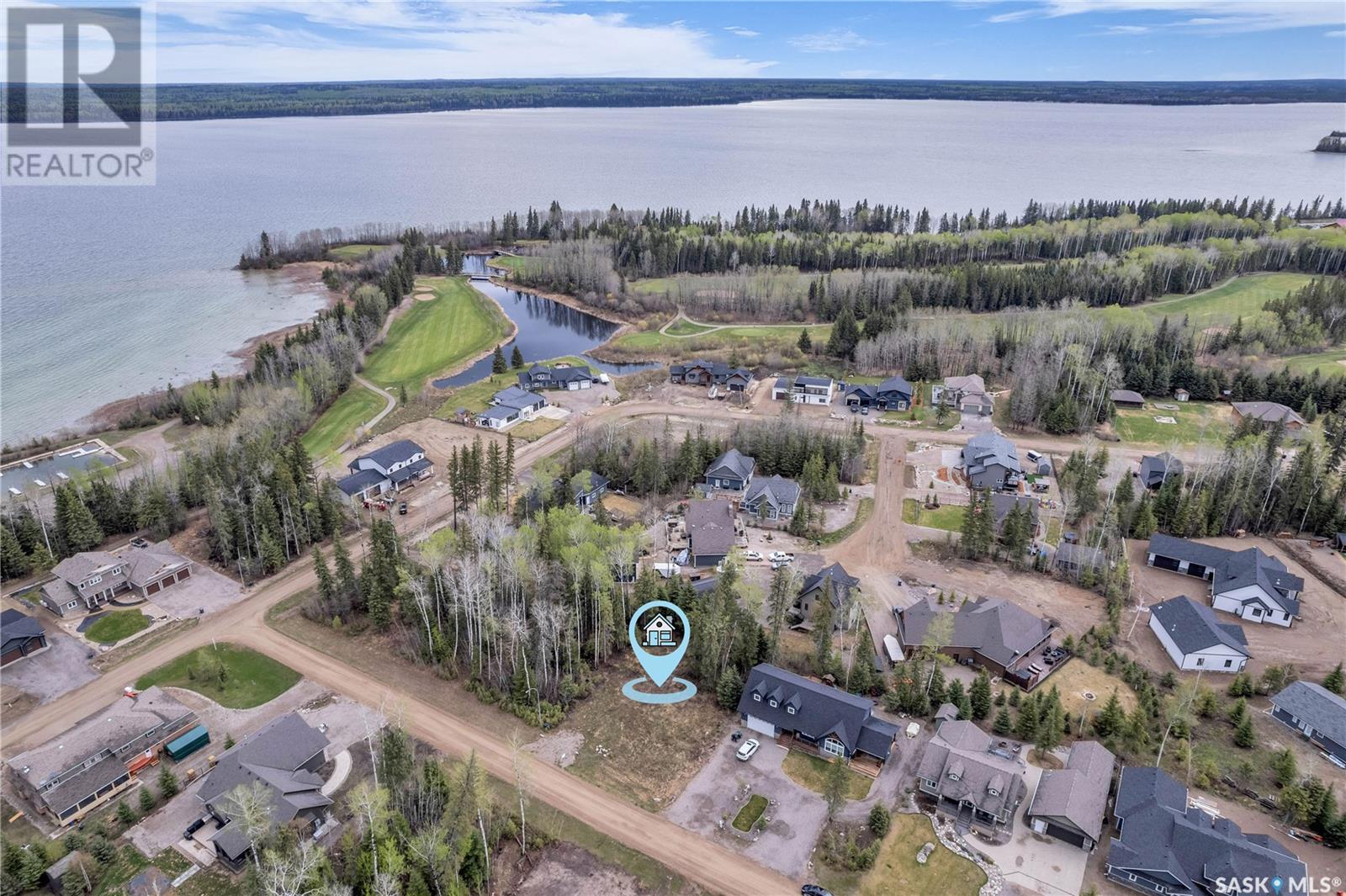 16 Fairway Dr, Candle Lake, SK S0J 3E0
