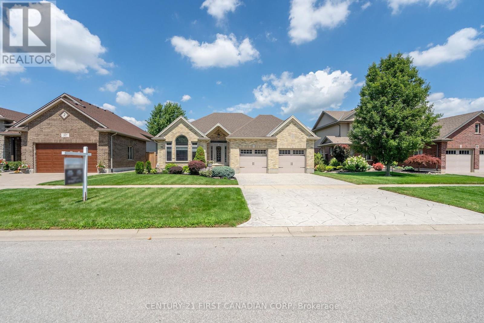 363 Darcy Dr, Strathroy-caradoc Ne, ON N7G 0A1