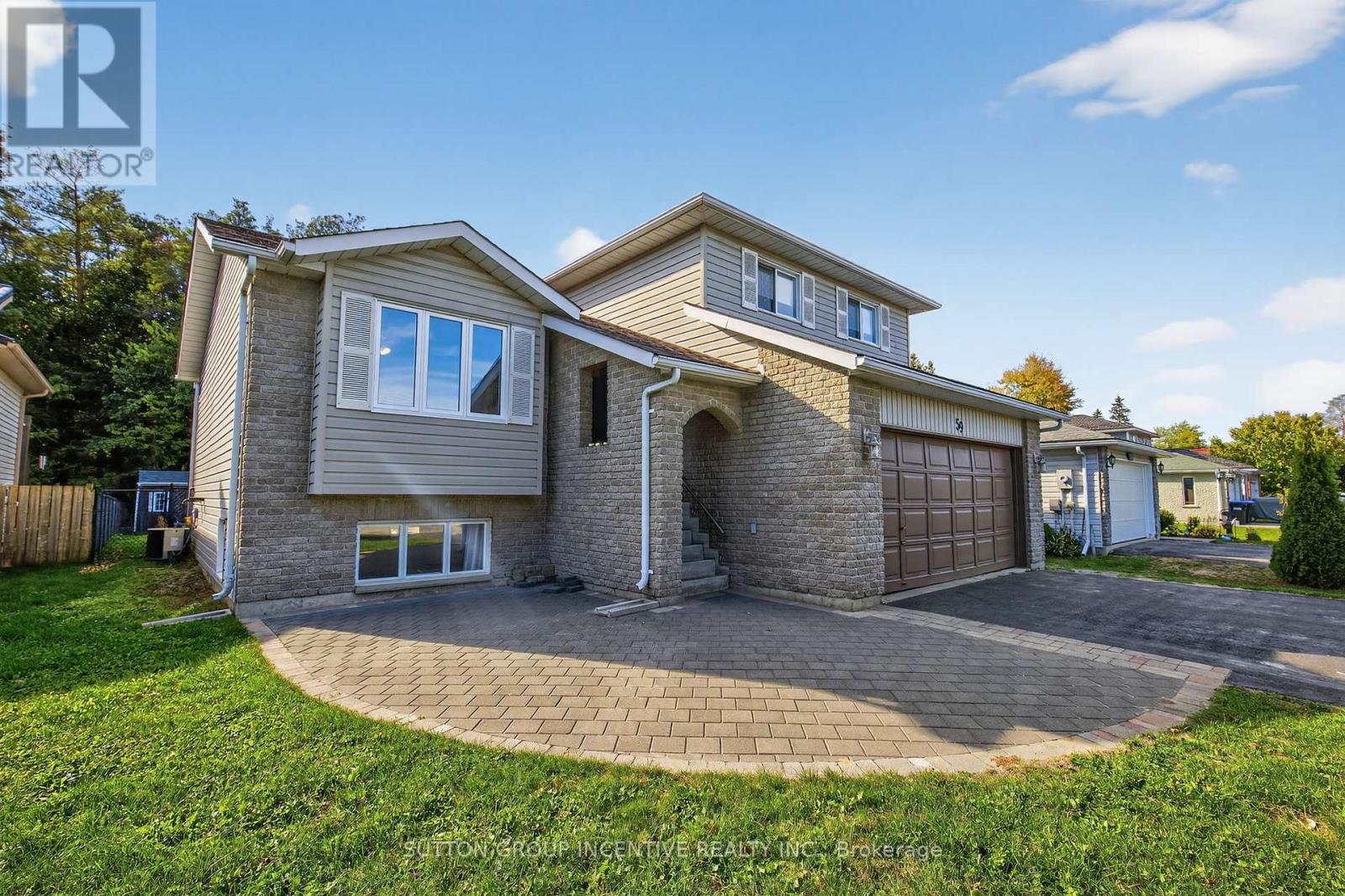 59 Osborn St, Essa, ON L0M 1B0