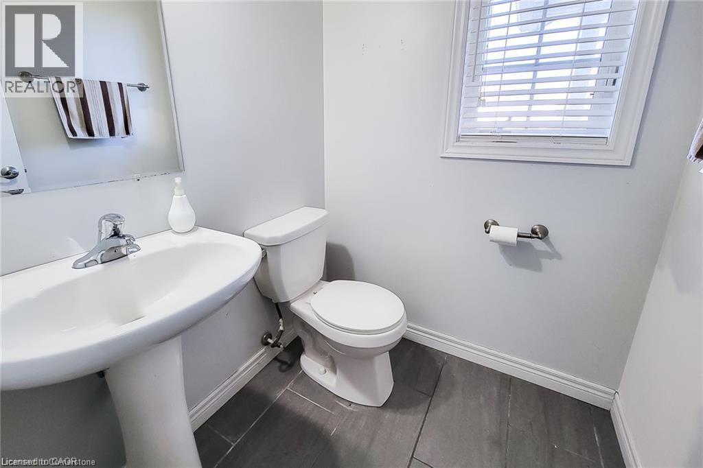 20 Mcconkey Cres, Brantford, ON N3S 0B9