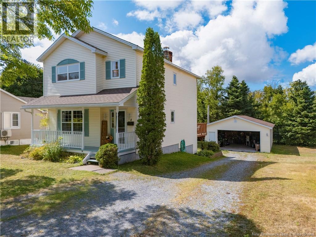 4 York St, Saint John, NB E2J 3E9