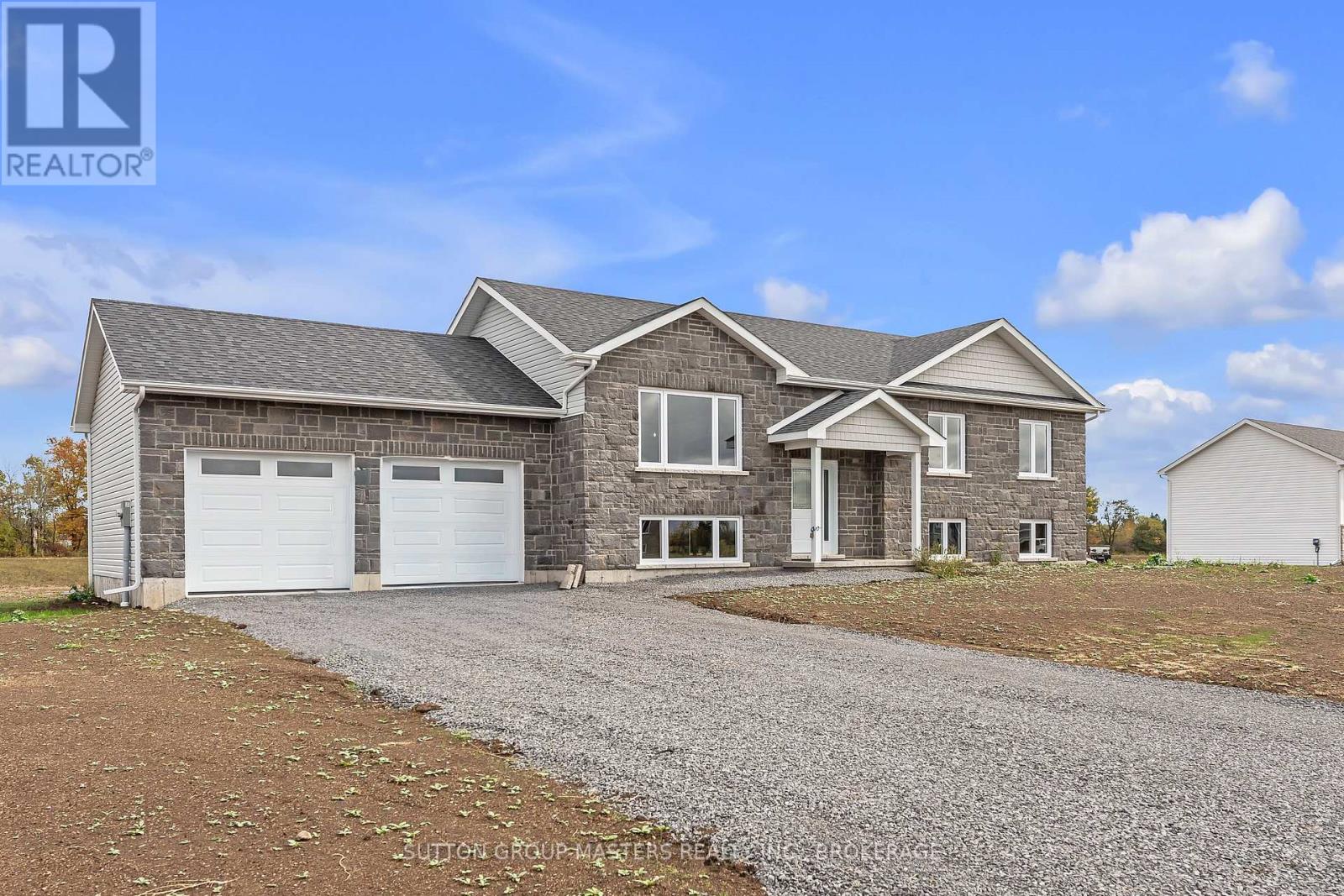 109 Bittersweet Rd, Frontenac Frontenac South, ON K0H 1W0