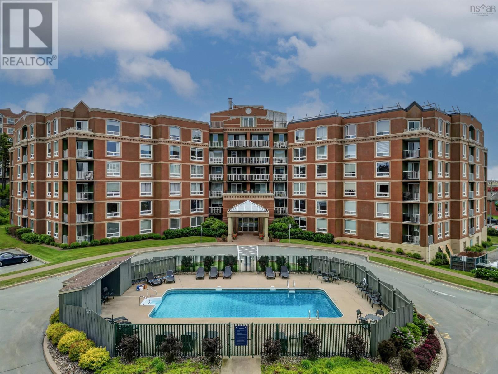 40 Regency Park Drive Unit 201, Halifax, NS B3S 1L4