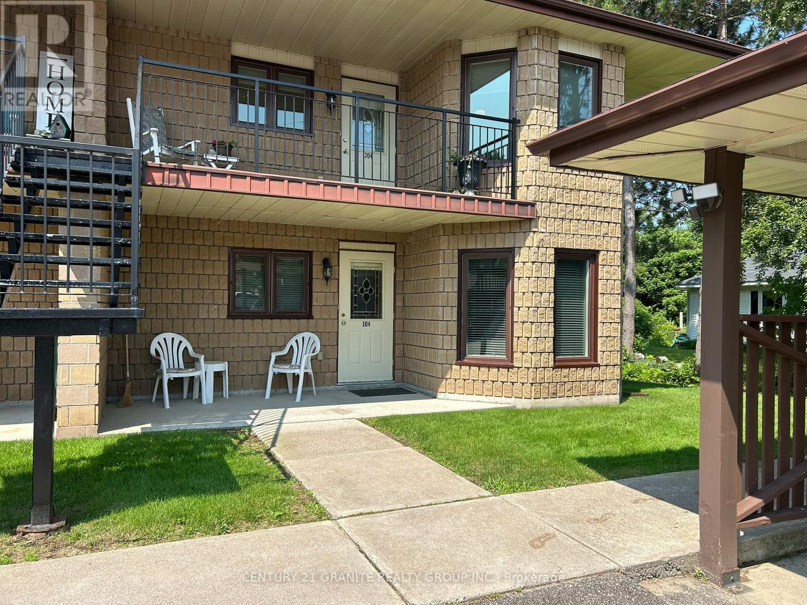 16 Alice St, Bancroft, ON K0L 1C0