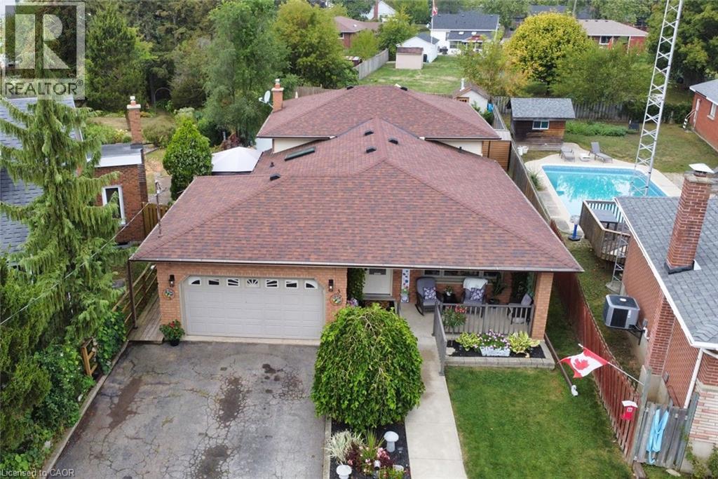 3 Evelyn St, Brantford, ON N3R 3G8