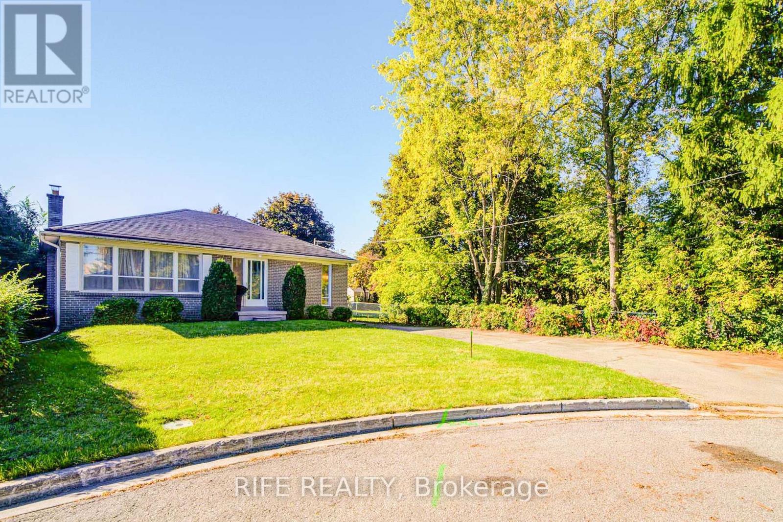 306 Wenlock St, Richmond Hill, ON L4C 1M7