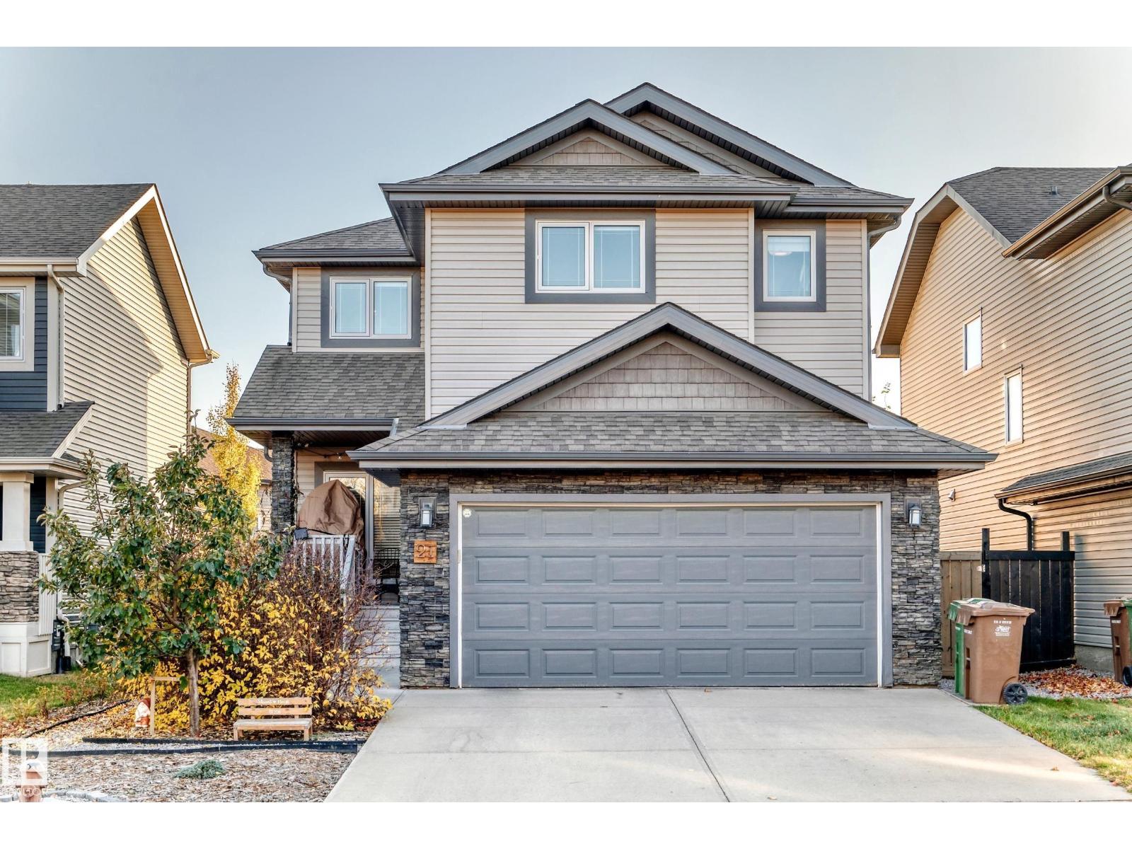 21 Royal St, St. Albert, AB T8N 7N8