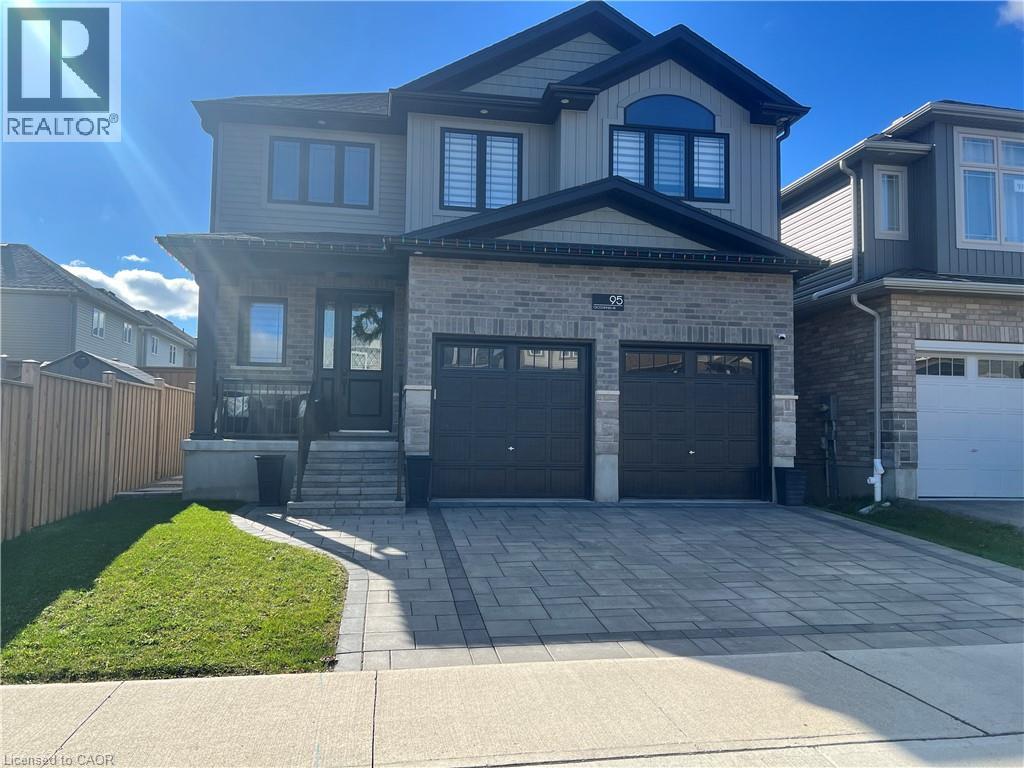 95 Crosswinds Dr, Kitchener, ON N2A 0J9