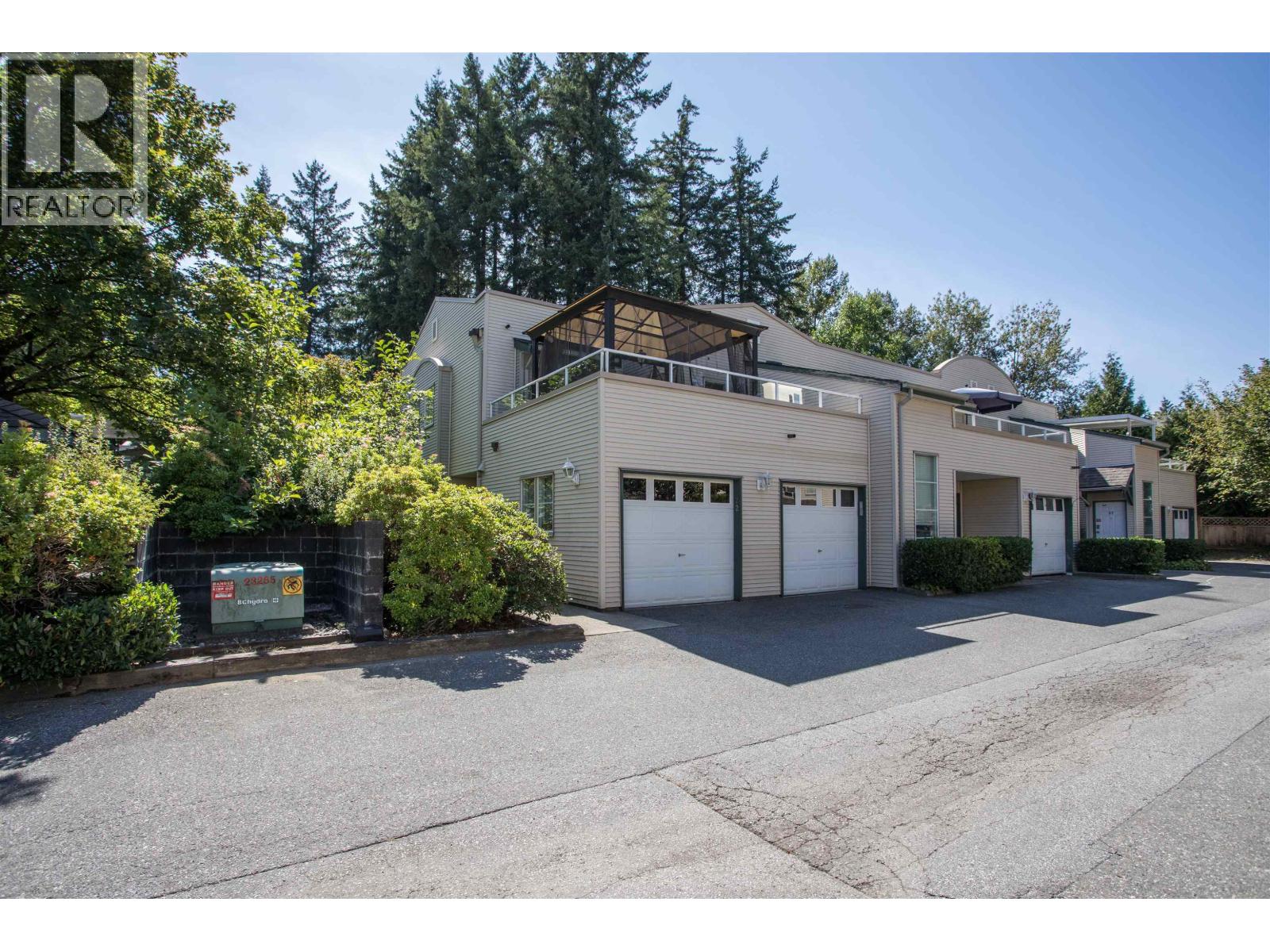 12449 191 Street Unit 22, Pitt Meadows, BC V3Y 2R4