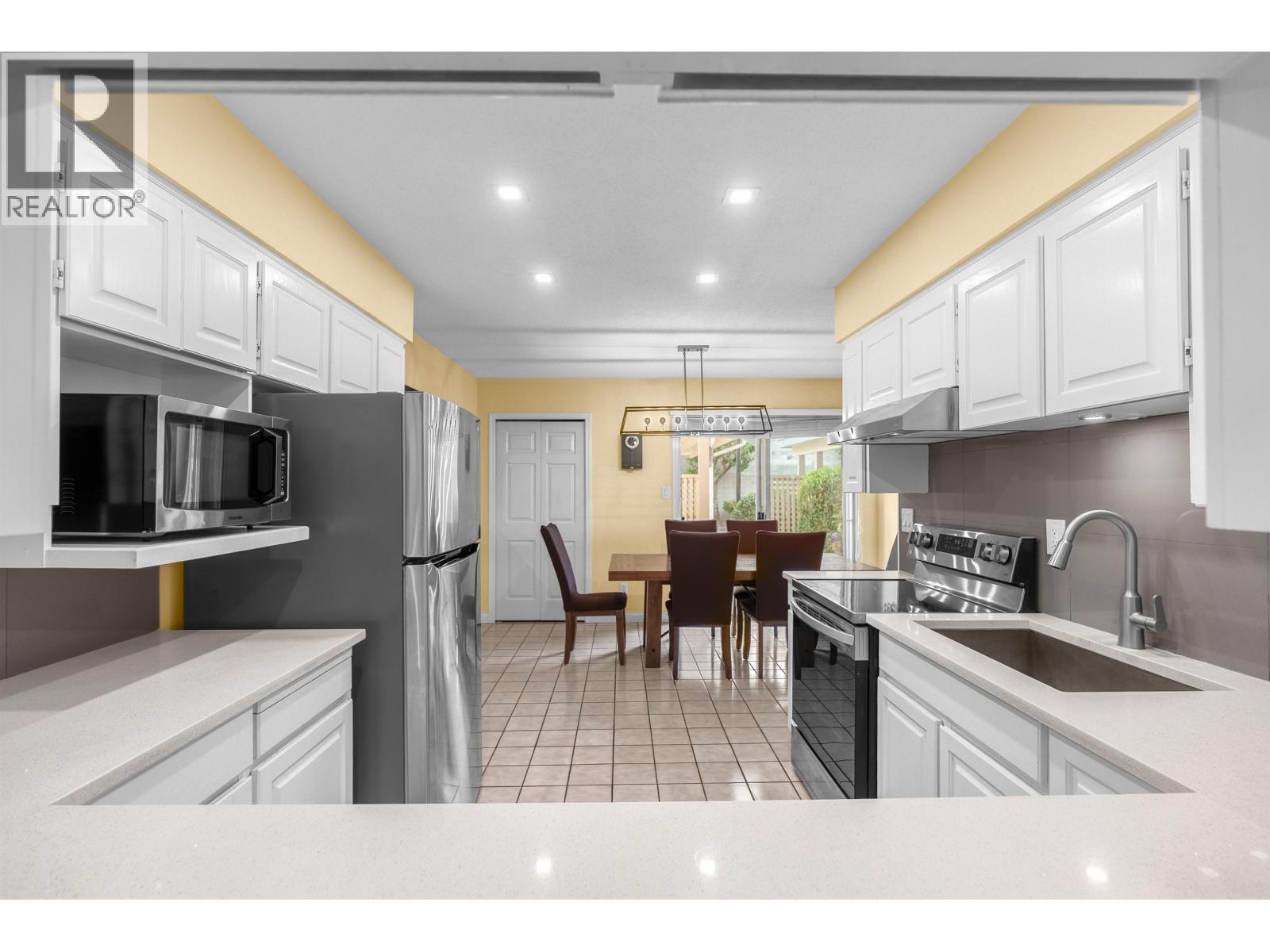 7820 Abercrombie Place Unit 13, Richmond, BC V6Y 3M2