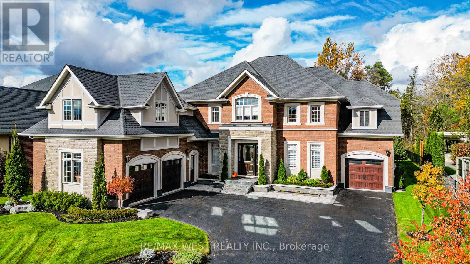 18 Wyndance Way, Uxbridge, ON L9P 0B8