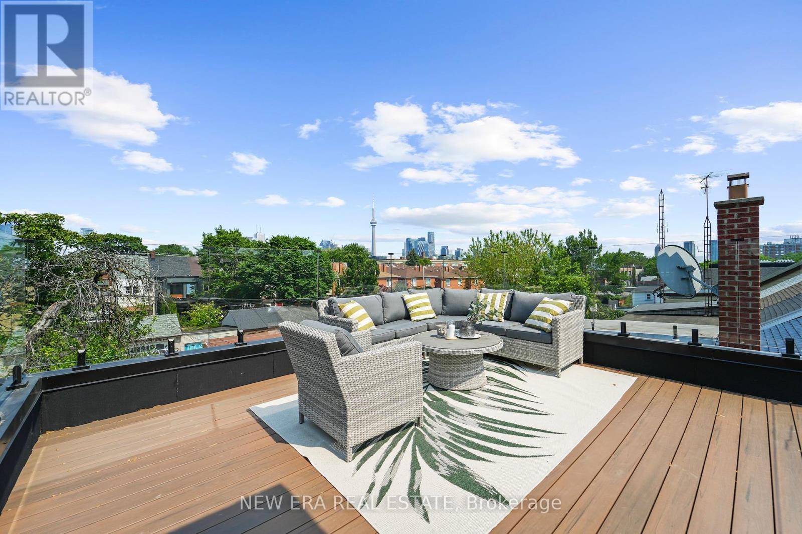 113 Bellwoods Ave, Toronto, ON M6J 3N4