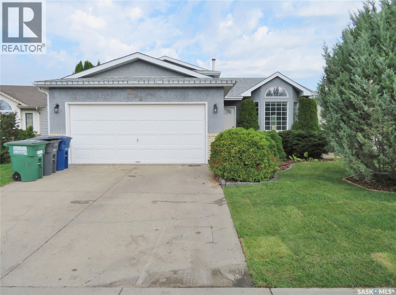 222 Keller Cres, Saskatoon, SK S7J 5G3