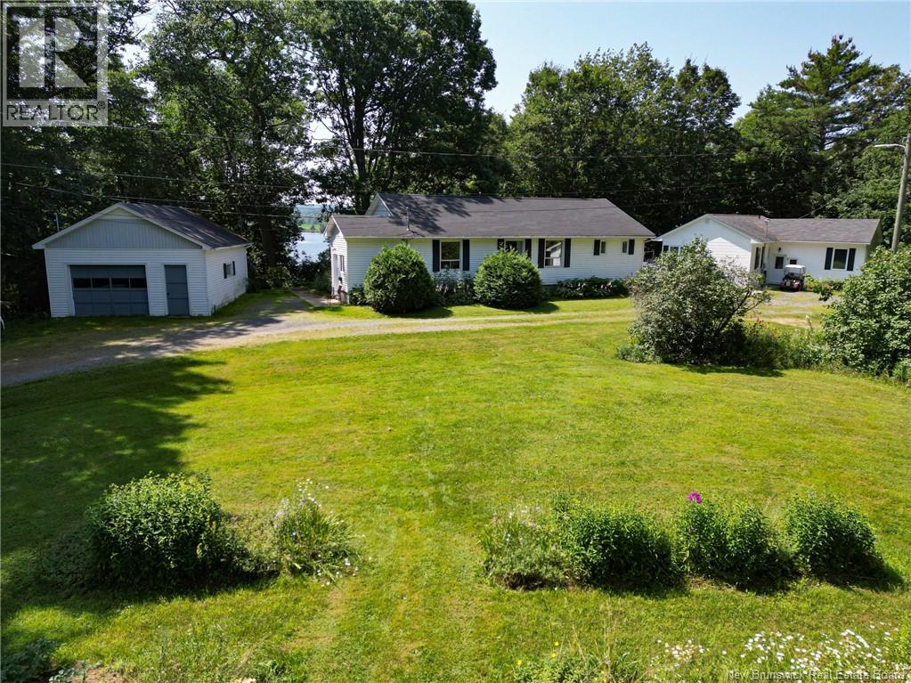 20 Nicholson Ln, Douglas, NB E3G 7M1