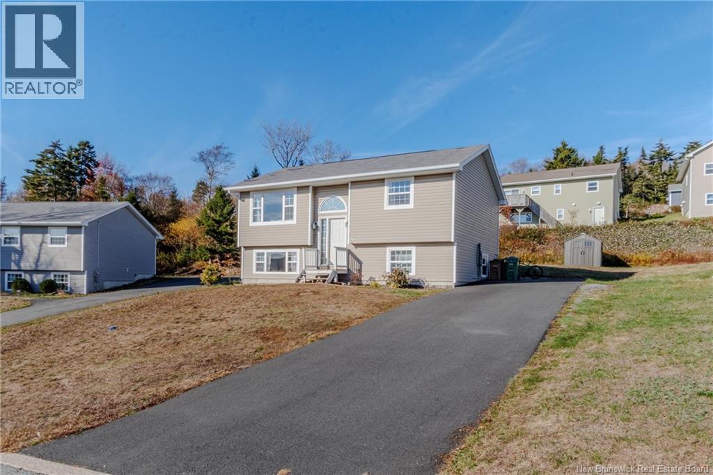 15 Dolly Dr, Saint John, NB E2J 0C9