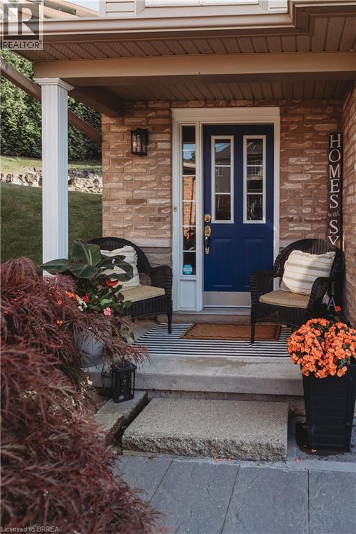 7 Southside Place Unit 5, Hamilton, ON L9C 7W6