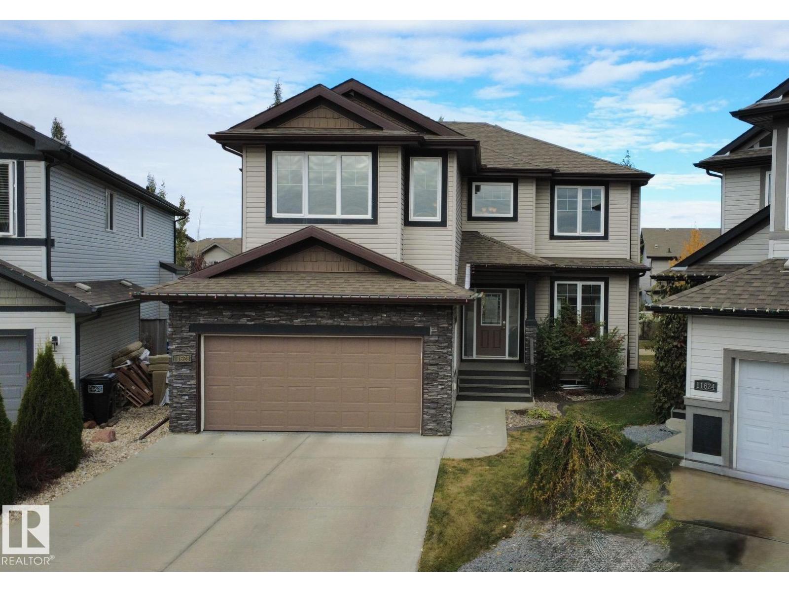 16 Av Sw Unit 11628, Edmonton, AB T6W 1M9