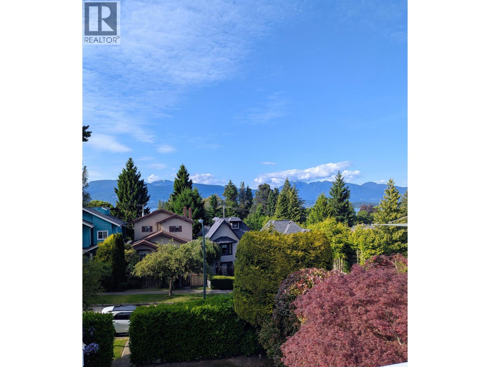 4190 W 11th Ave, Vancouver, BC V6R 2L6