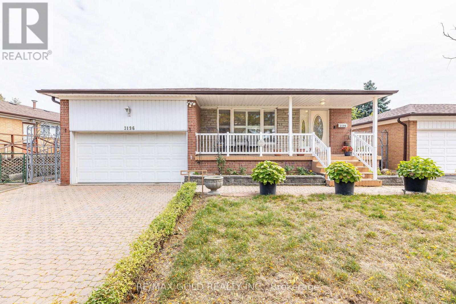 3196 Newbound Ct, Mississauga, ON L4T 1R9